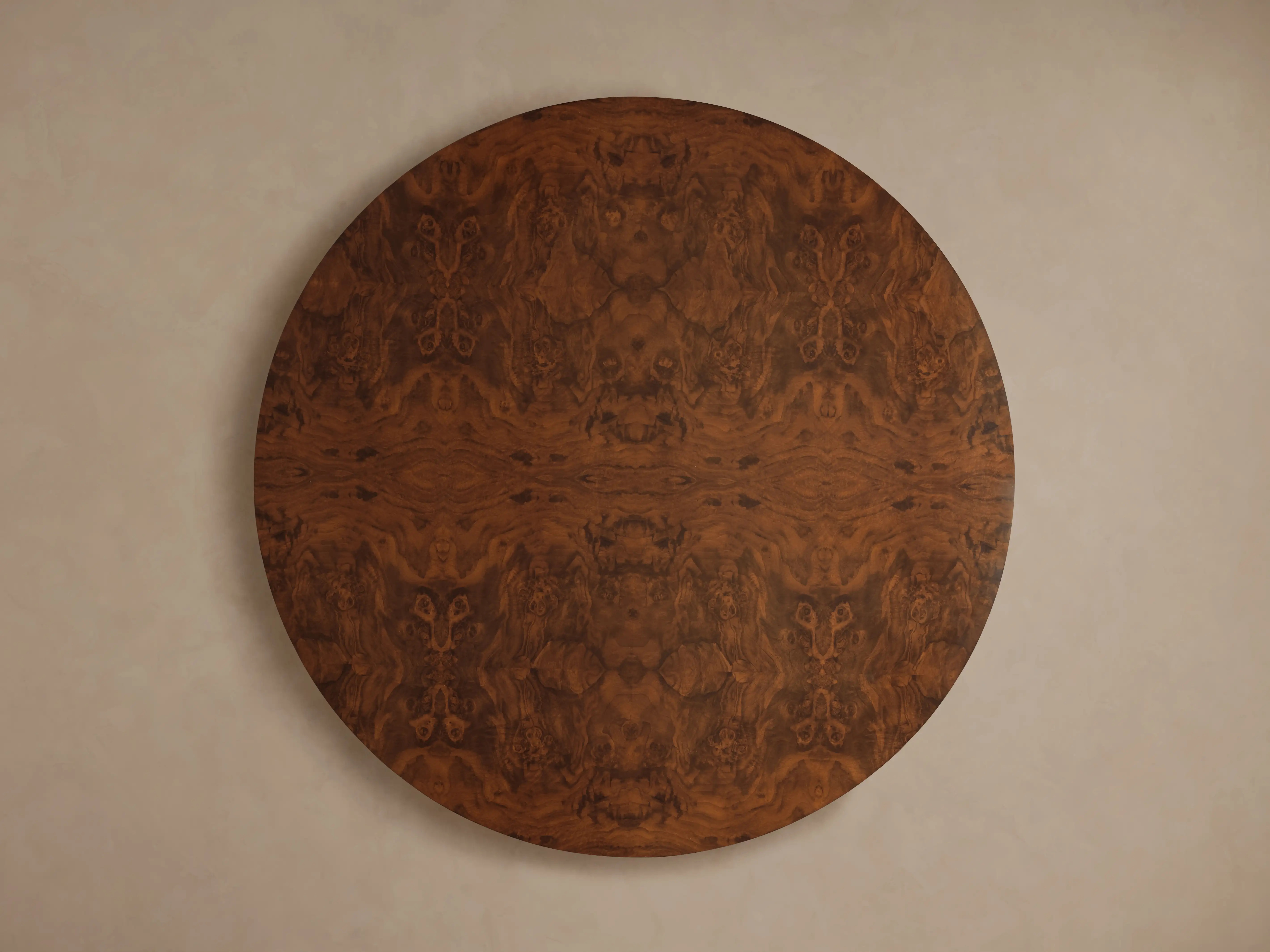 Круглый журнальный столик из дерева капа дерева