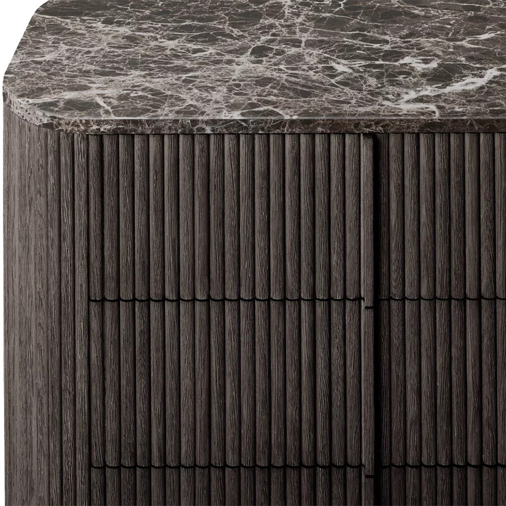 Шкаф с цветом черного дуба