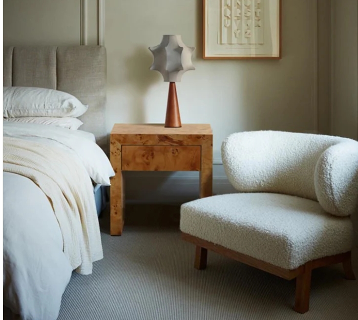 Стол с твердым деревом в стиле Ваби-Саби