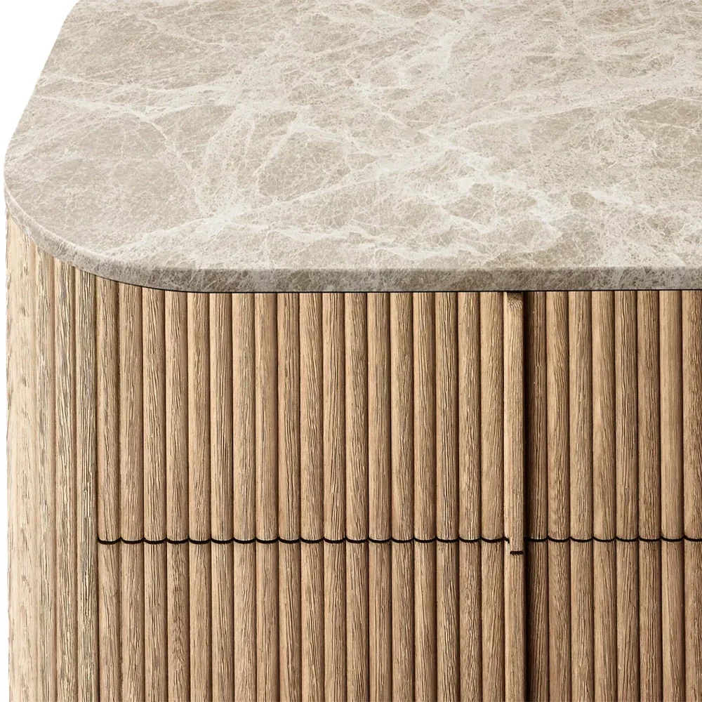 Светлый дубовый буфет