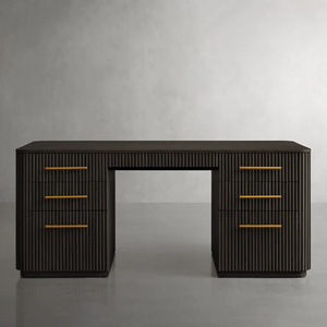 Стол написания дуба