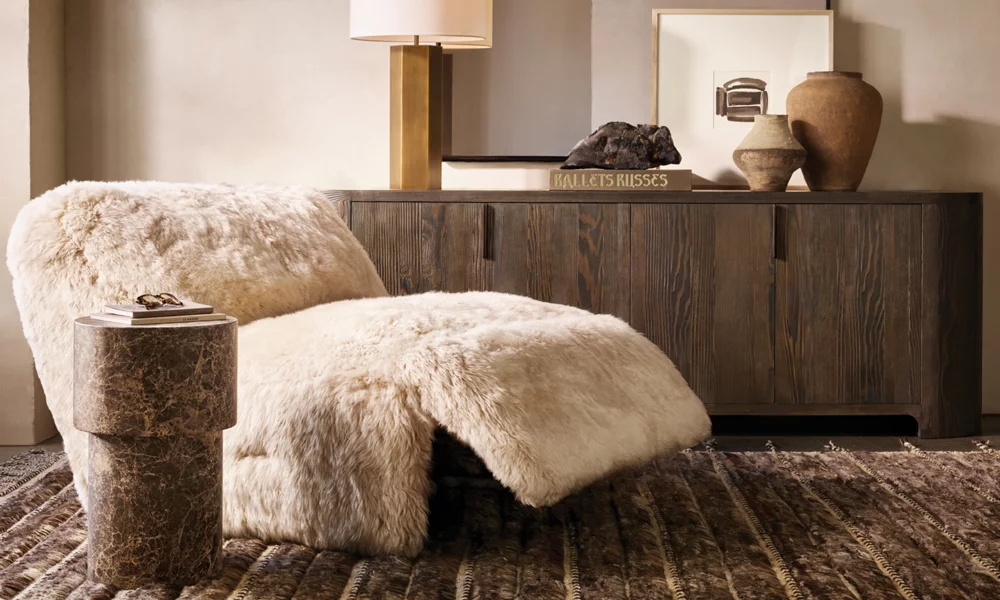  Мраморный круглый стол