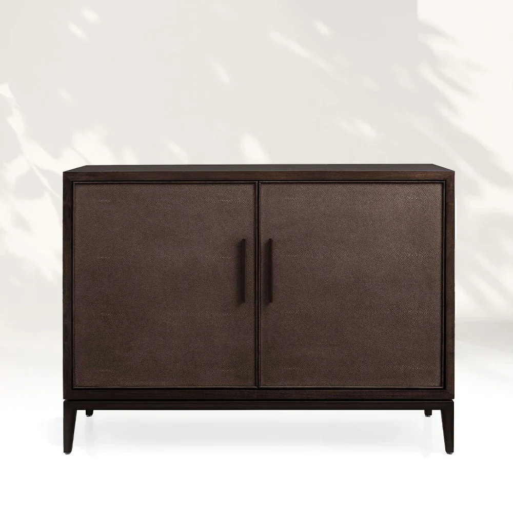 Деревянный шкаф для обуви