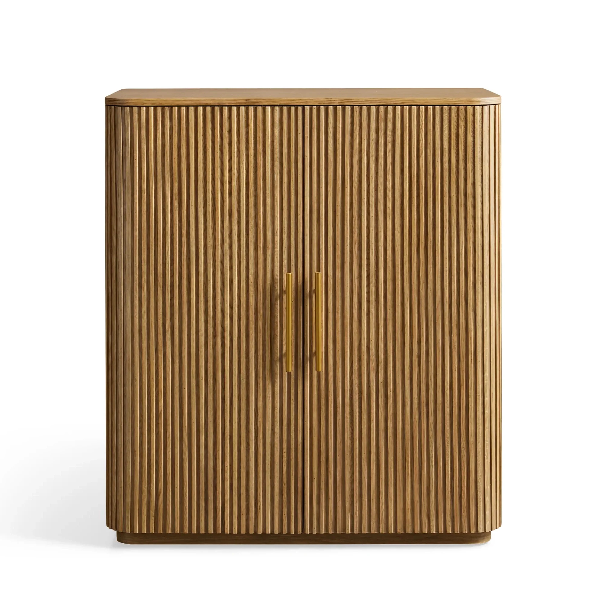 Современный винный шкаф белого дуба