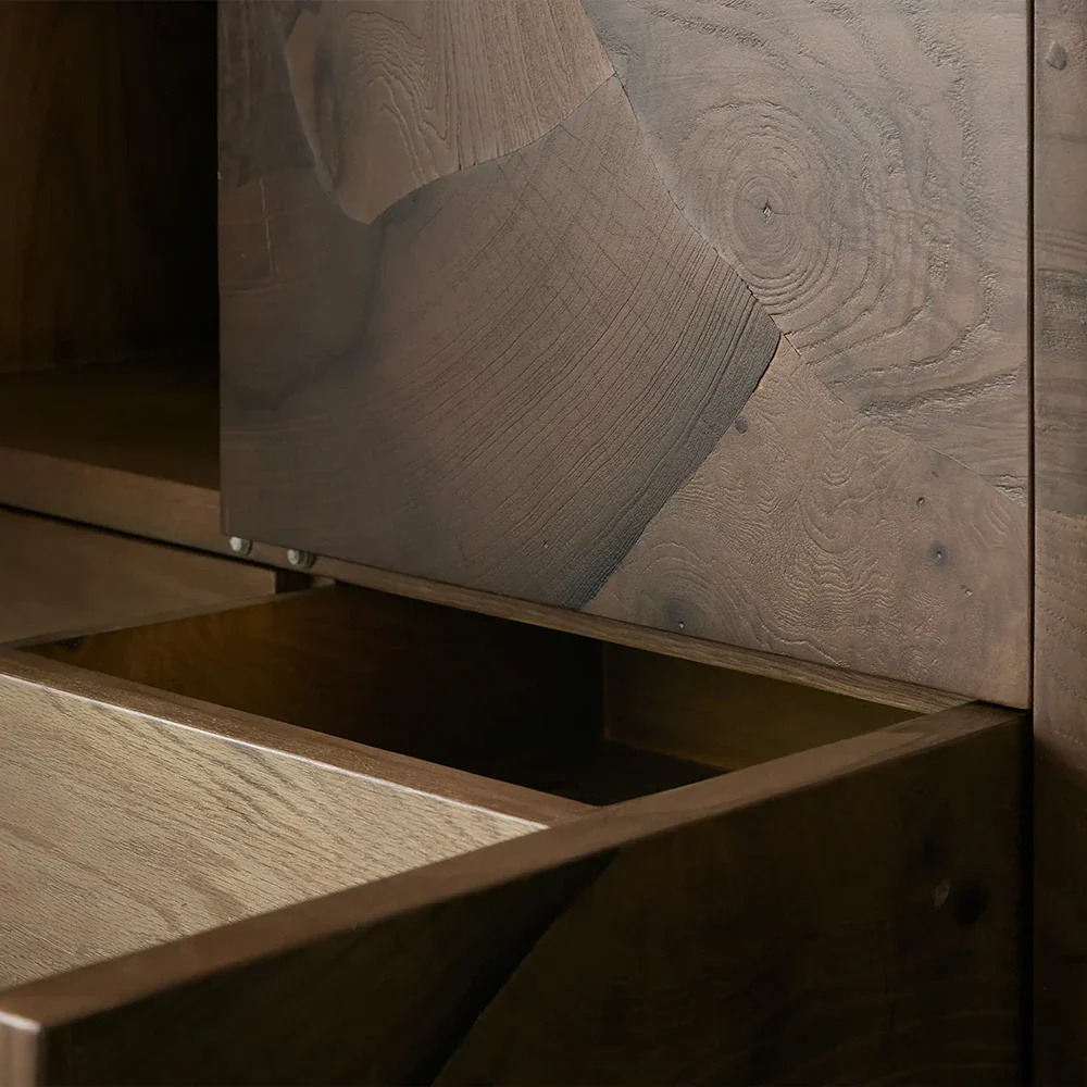 Художественный фрагмент шкаф