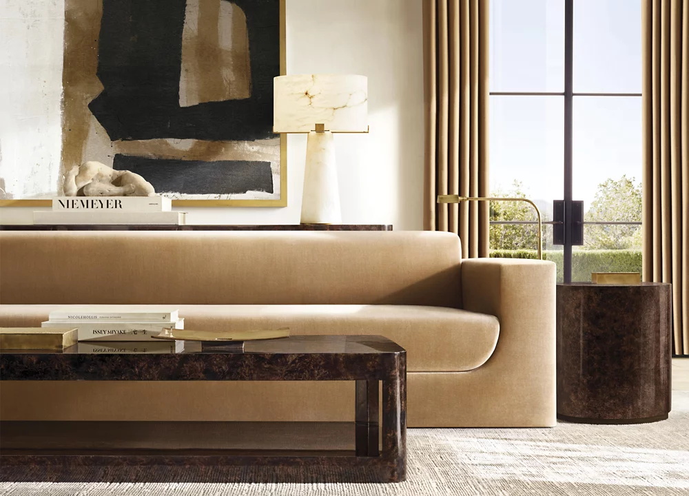 Квадратный журнальный столик